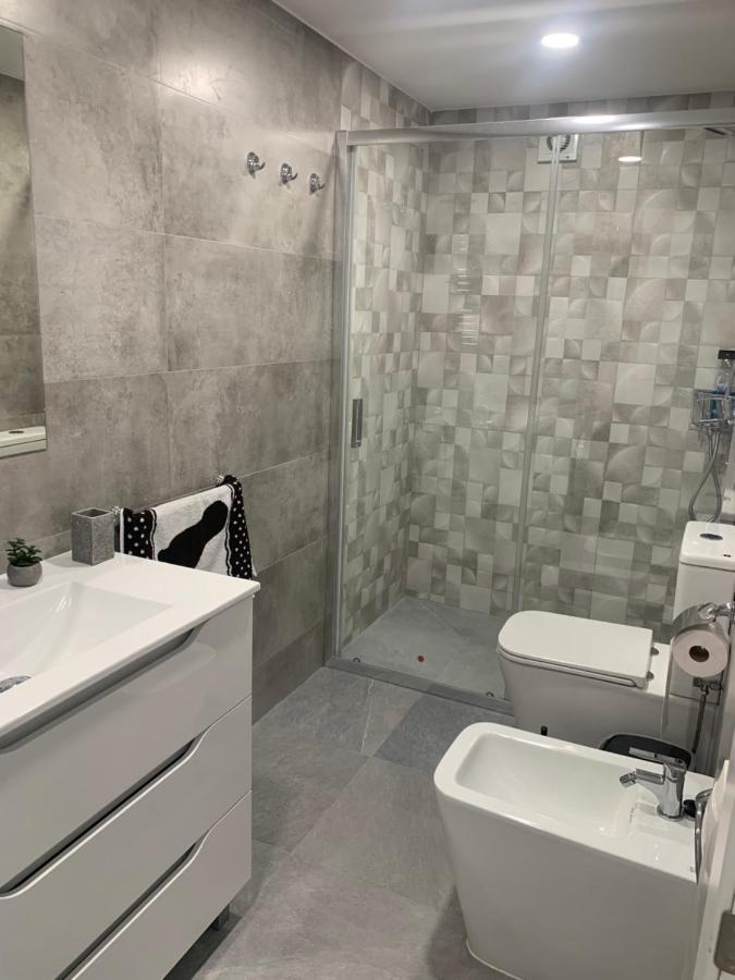 Apartamentos De Benidorm, Playa Poniente, Espana Exteriör bild