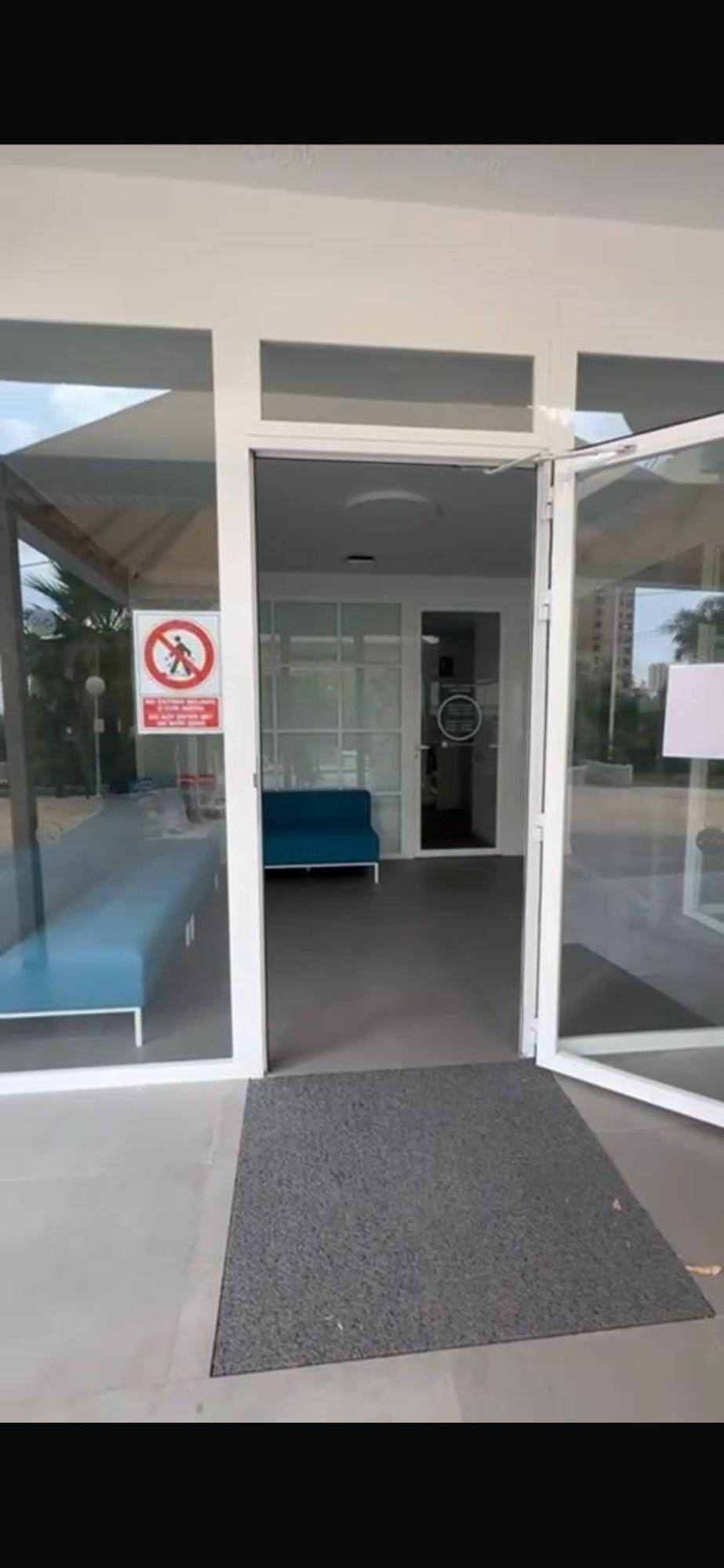 Apartamentos De Benidorm, Playa Poniente, Espana Exteriör bild